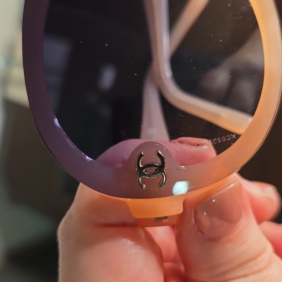 Channel Sunglasses 5066 c671/8g 120 EUC - Picture 8 of 8